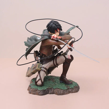 Figura 18CM Levi Ackerman TOP Attack On Titan